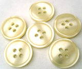 B15167 15mm Lemon Cream Pearlised Polyester 4 Hole Button