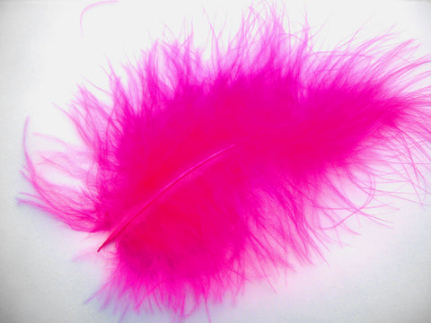MARAB70 Magenta Pink Marabou Feathers, 20 per pack. 10cm x 15cm approx