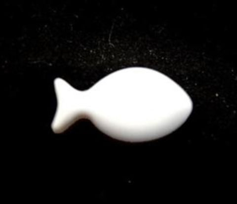 B11455 16mm White Fish Shape Novelty Shank Button - Ribbonmoon