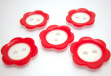 B8295 15mm Red and White Gloss Daisy Shape 2 Hole Button