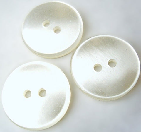 19mm bridal white pearlised polyester 2 Hole button