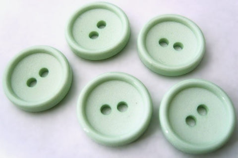 B1043 16mm Pale Mint Green Matt Centre 2 Hole Button