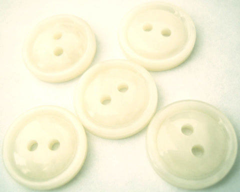 B3055 16mm Ivory-Tonal Shimmer Polyester 2 Hole Button