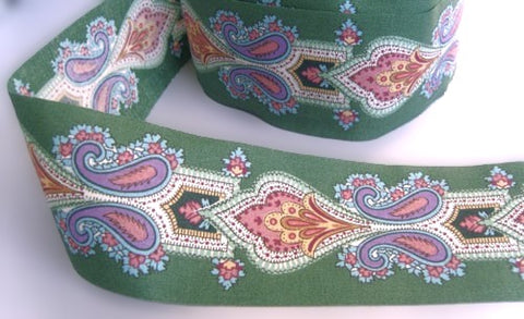 R4154 67mm Vintage Cotton Ribbon-Printed Paisley Type Design