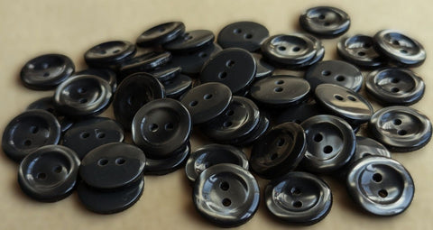 B13773 15mm Smoked Grey 2 Hole Button-Pearlised Vivid Shimmer