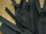 Z1692 23cm Dark Grey Closed End Concealed Zip