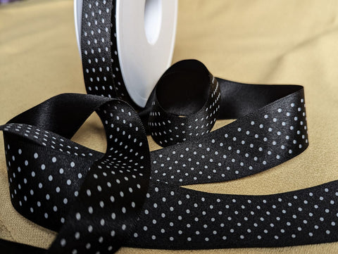 R0439 25mm Black-White Micro Polka Dot Spotty Satin Ribbon, Berisfords 