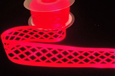 R7889 35mm Fluorescent Pink Satin Trellis Ribbon by Berisfords