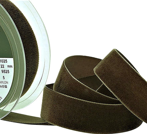 22mm Wide Brown Colour 9525 Berisfords Luxury Velvet Ribbon.