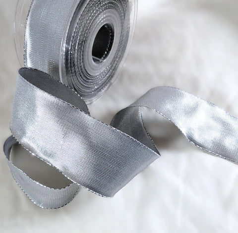 R3363 40mm Metallic Silver Lurex Ribbon by Berisfords. Wire Edge.