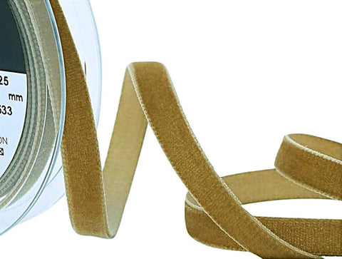 9mm Nuss (Golden Brown) Luxury Velvet Ribbon | Berisfords 9533