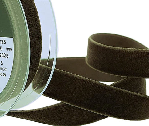 16mm Wide Brown Colour 9525 Berisfords Luxury Velvet Ribbon