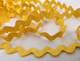 Yellow cotton ric rac braid, 1cm width