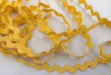 Yellow cotton ric rac braid, 1cm width