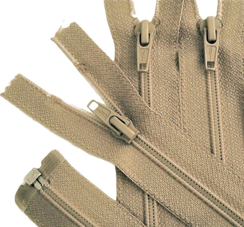 Z2643 71cm Beige Optilon Nylon No.5 Open End Zip