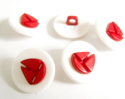 B13961 18mm White and Red Shank Button, Raised Boat Design