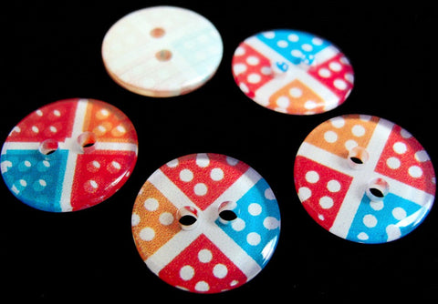 B14980 15mm Blue-White-Red-Orange Polka Spot Shield 2 Hole Button