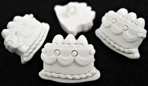 B15206 21mm White Cake Design Novelty Shank Button