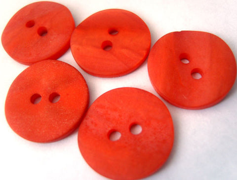 B2679 18mm Tonal Orange Coral 2 Hole Button