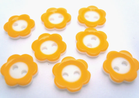 B6935 11mm Yellow and White Flower Shape Two Hole Button