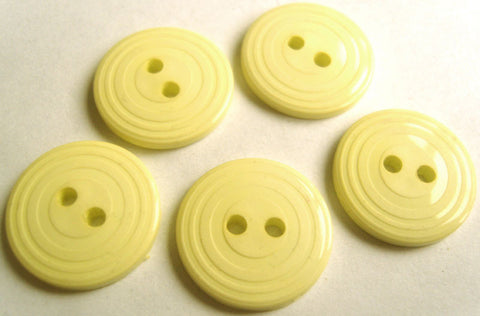 B8702 19mm Pale Primrose Matt and Gloss Ringed 2 Hole Button - Ribbonmoon