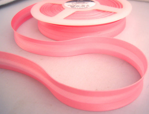 BB218 19mm Hot Pink Satin Bias Binding Tape - Ribbonmoon