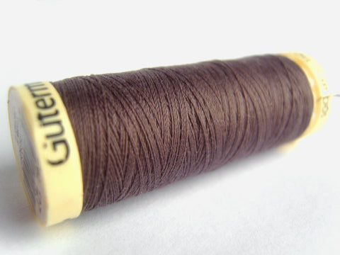 GT 127L Deep Dusky Mauve Gutermann Polyester Sew All Thread