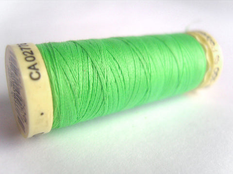 GT 205L Vivid Mint Green Gutermann Polyester Sew All Sewing Thread 