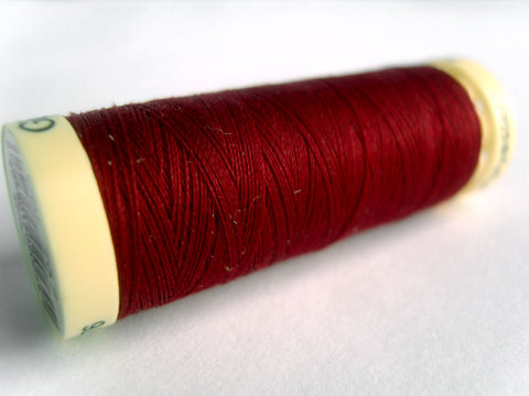 GT 367L Scarlet Berry Gutermann Polyester Sew All Sewing Thread 