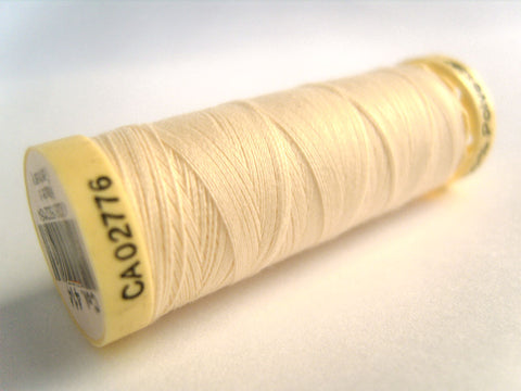 GT 414 Cream Gutermann Polyester Sew All Sewing Thread 