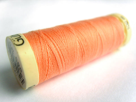 GT 586 Rose Peach Gutermann Polyester Sew All Sewing Thread