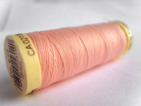 GT 659 Petal Pink Gutermann Polyester Sew All Sewing Thread 