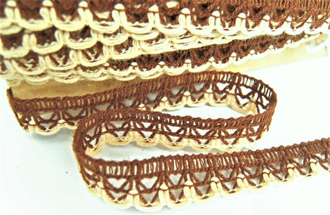 L633 14mm Brown and Natural Cream Flat Lace Trimming