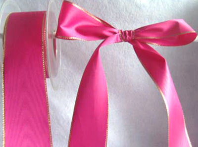 R0430 40mm Fuchsia Pink and Metallic Gold Edge Taffeta Ribbon - Ribbonmoon