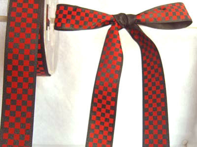 R1121 25mm Black Satin Ribbon with a Russet Chequred Flag Design - Ribbonmoon