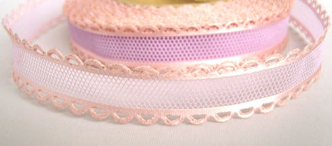 R1737 16mm Lilac Tulle Ribbon with Helio Pink Aceatae Borders - Ribbonmoon