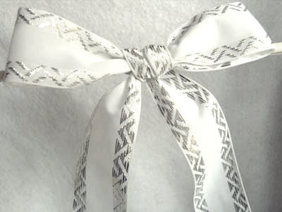 R4818 35mm White Taffetta with a Metallic Woven Jacquard Design - Ribbonmoon