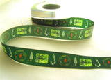 R8675 15mm Green Taffeta Ribbon with a Christmas Design by Berisfords