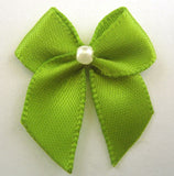 RB112 Kiwi Green 10mm Double Satin Ribbon Bow with a Centre Pearl, Berisfords - Ribbonmoon