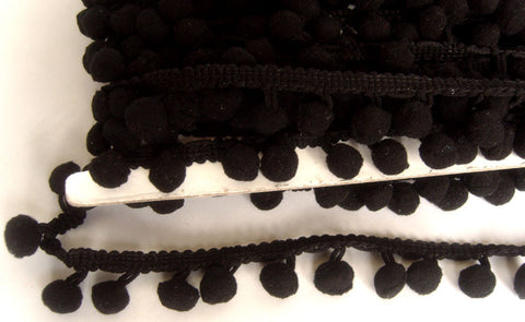 FT3006 22mm Black Pom Pom Bobble Fringe - Ribbonmoon