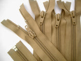 Z1743 76cm Beige Nylon No.5 Open End Zip