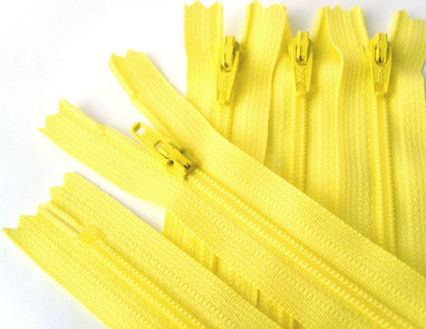 Z1678 YKK 15cm Lemon Nylon No.3 Closed End Zip