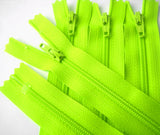 Z4334 YKK 10cm Fluorescent Green Nylon No.3 Closed End Zip