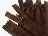 Z4397 YKK 23cm Congo Brown Nylon No.3 Closed End Zip