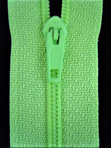 Z3152C 18cm Mint Green Nylon No.3 Pin Lock Closed End Zips