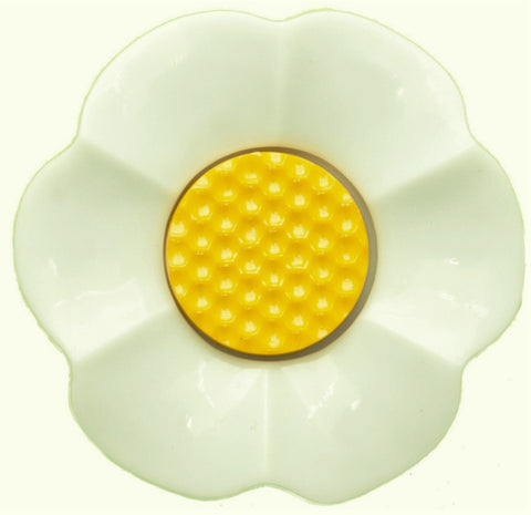 B17106 38mm White-Yellow Daisy Flower Shaped Novelty Shank Button