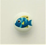 B12779 15mm Fish Picture Design Novelty Childrens Shank Button