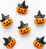 B15126 21mm Orange-Black Pumpkin Witches Hat Halloween Shank Button