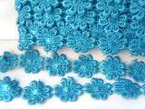 DT03 25mm Peacock Blue Guipure Daisy Lace Trimming