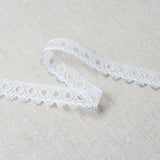 L532 18mm White and Metallic Silver Eyelet or Knitting In Flat Lace